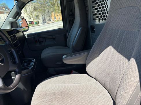 Used 2020 Chevrolet Express 2500 w/ Driver Convenience Package image 16