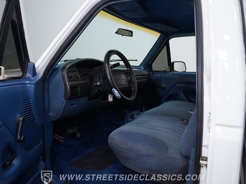 Used 1994 Ford F150 XL RWD image 4