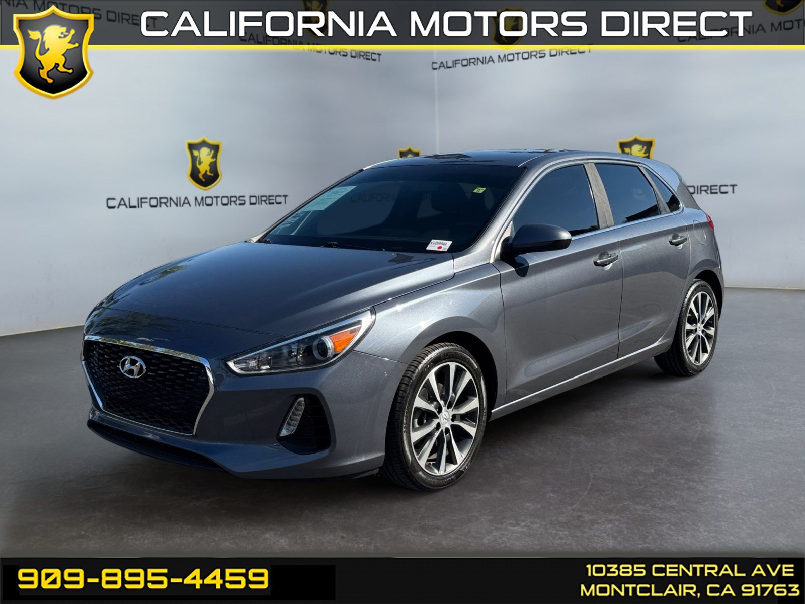 Used 2019 Hyundai Elantra GT FWD image 1