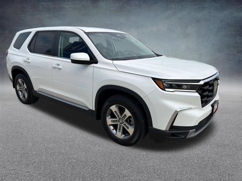 Used 2023 Honda Pilot EX-L image 7