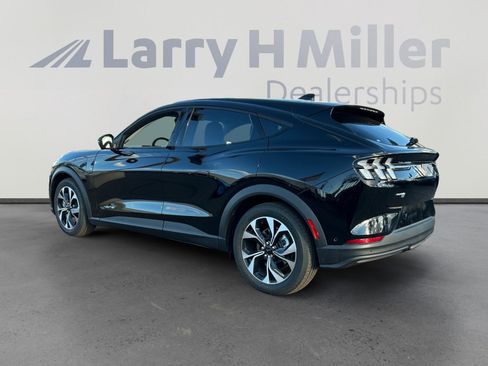 New 2024 Ford Mustang Mach-E Select image 3