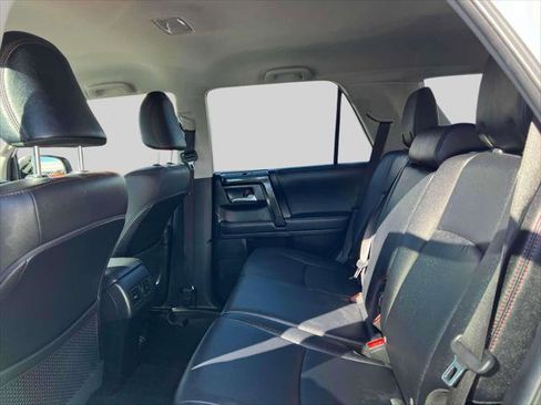 Certified 2022 Toyota 4Runner TRD Off-Road Premium image 13