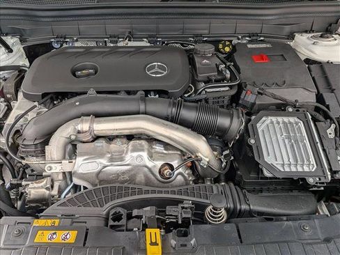 New 2026 Mercedes-Benz GLB 250 4MATIC image 17