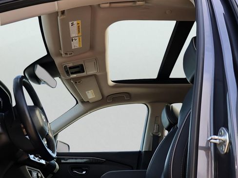 Used 2023 Honda Pilot Elite image 43