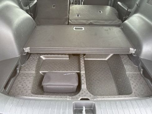 Used 2025 Kia Sportage LX image 40