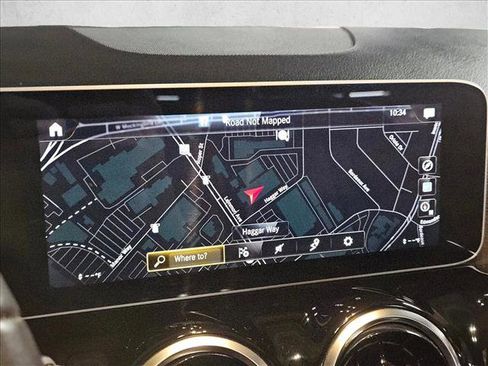 Used 2021 Mercedes-Benz GLA 250 w/ Premium Package image 13