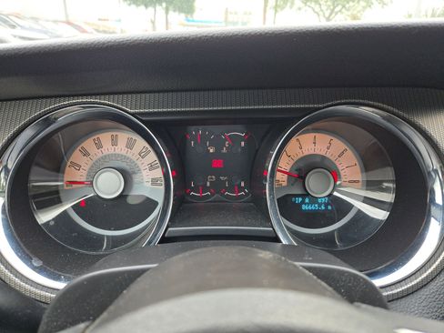 Used 2011 Ford Mustang GT Premium w/ Comfort Pkg image 11