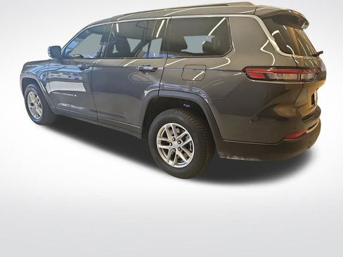 Used 2025 Jeep Grand Cherokee L Laredo image 4