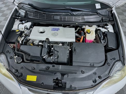 Used 2011 Lexus CT 200h image 34