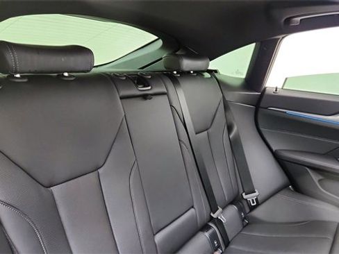 Used 2023 BMW i4 eDrive35 image 25