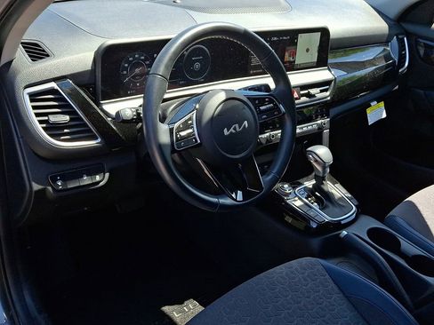Certified 2024 Kia Seltos S FWD image 27