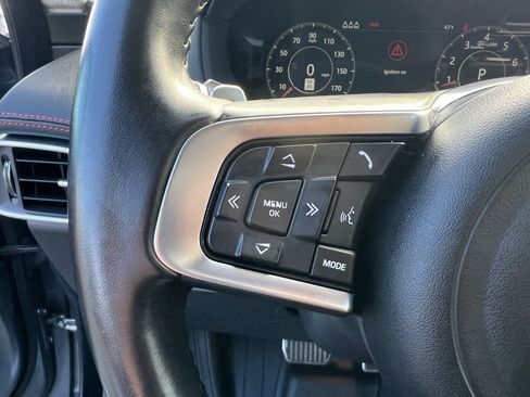Used 2020 Jaguar F-PACE Checkered Flag image 21
