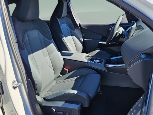 New 2026 BMW X3 xDrive30 w/ Premium Package image 15