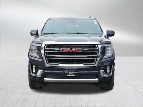 Used 2023 GMC Yukon SLT image 2