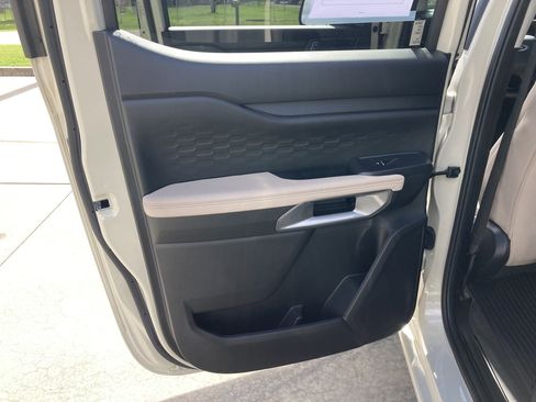 Used 2025 Ford Ranger XLT RWD image 19