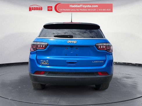 Used 2025 Jeep Compass Limited w/ Sun & Sound Group AWD/4WD image 4