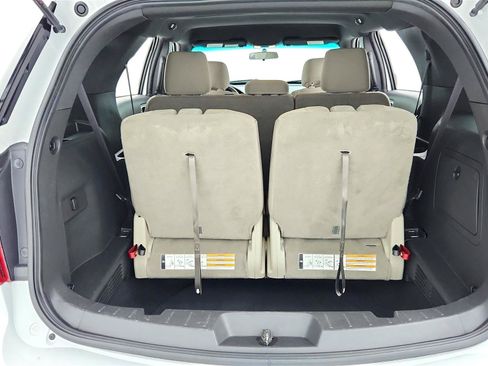 Used 2013 Ford Explorer FWD image 28