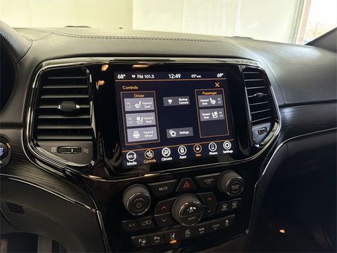 Used 2020 Jeep Grand Cherokee High Altitude image 33