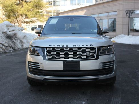 Used 2018 Land Rover Range Rover Supercharged image 3