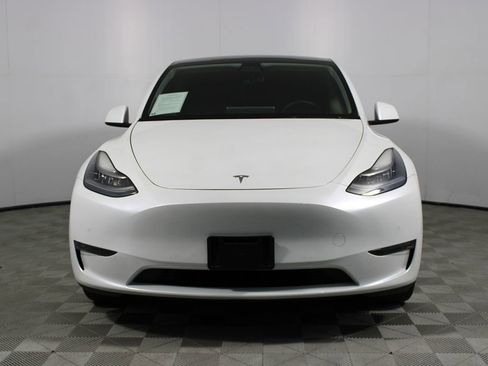 Used 2021 Tesla Model Y Long Range image 2
