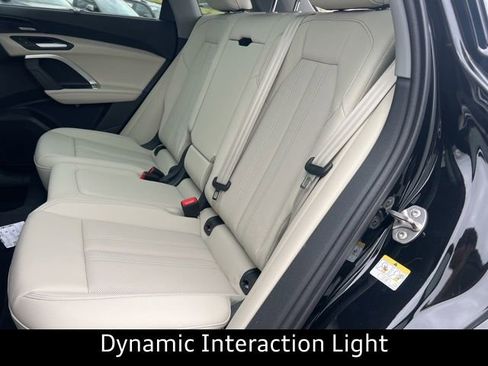New 2025 Audi Q5 Prestige image 30