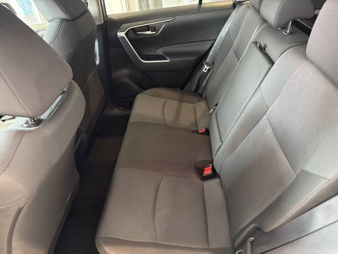 Used 2025 Toyota RAV4 XLE image 12