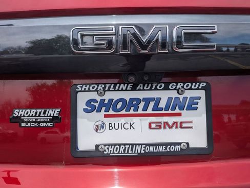 Used 2023 GMC Yukon Denali Ultimate w/ LPO, Floor Liner Package AWD/4WD image 33