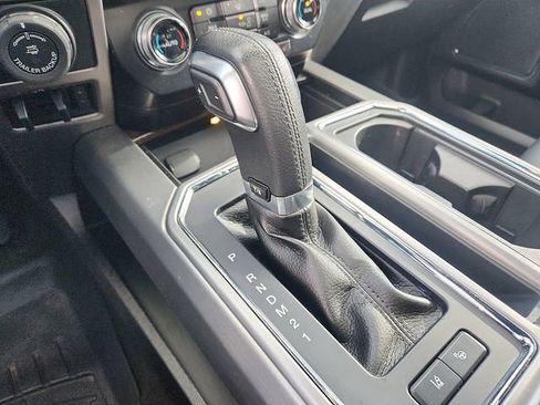 Used 2016 Ford F150 Platinum w/ Equipment Group 701A Luxury image 16