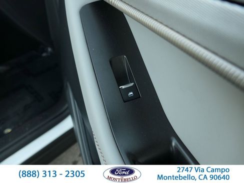 Used 2026 Ford Explorer Active w/ Active Comfort Package image 28