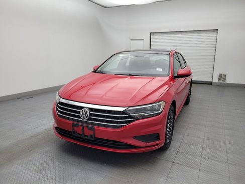 Used 2019 Volkswagen Jetta SE w/ Cold Weather Package FWD image 15
