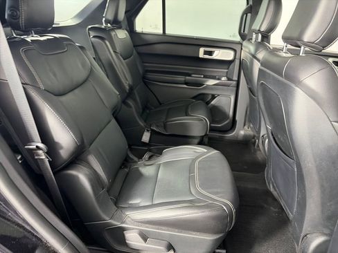 Used 2020 Ford Explorer ST w/ ST Street Pack image 28