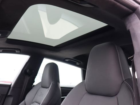 New 2025 Audi RS 7 Performance image 37