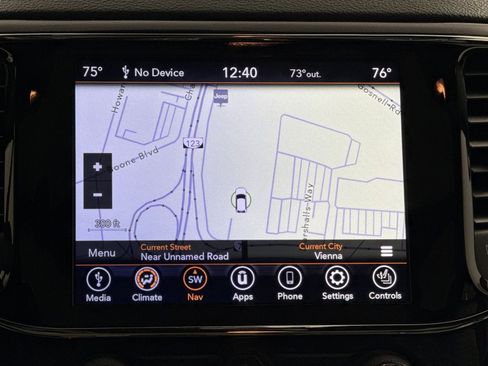 Used 2021 Jeep Grand Cherokee Limited w/ Luxury Group II image 20