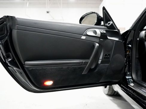 Used 2009 Porsche 911 Carrera S image 18