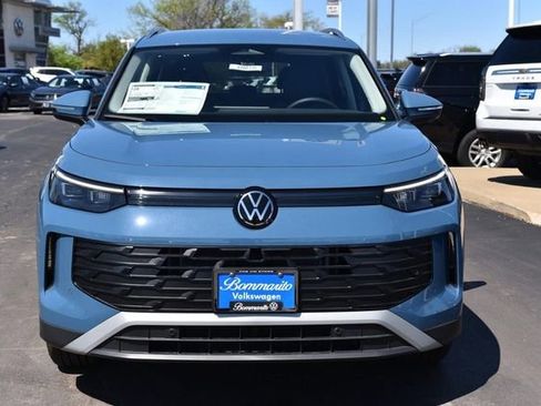 New 2026 Volkswagen Tiguan SE image 4