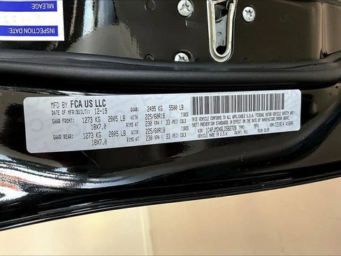 Used 2020 Jeep Cherokee Limited image 18