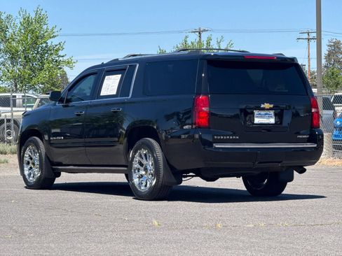 Used 2020 Chevrolet Suburban Premier w/ Premier Plus Edition AWD/4WD image 6