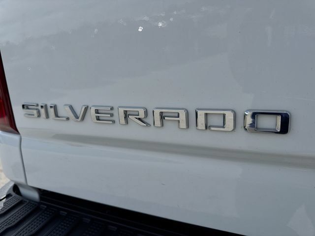 Used 2024 Chevrolet Silverado 2500 Custom w/ Custom Value Package AWD/4WD image 31