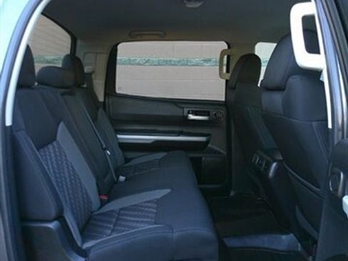Used 2018 Toyota Tundra SR5 image 25