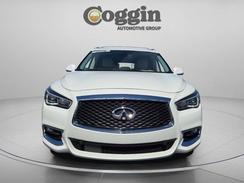 Used 2018 INFINITI QX60 Luxe w/ Deluxe Technology Package image 9