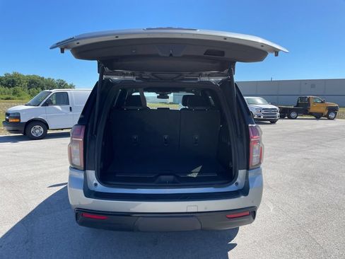 Used 2023 Chevrolet Tahoe Z71 w/ Luxury Package AWD/4WD image 7