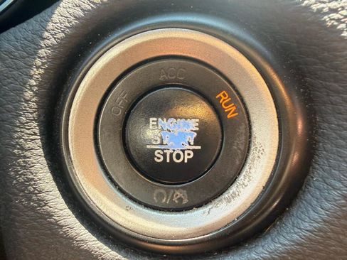 Used 2020 Dodge Durango R/T w/ Blacktop Package AWD/4WD image 21