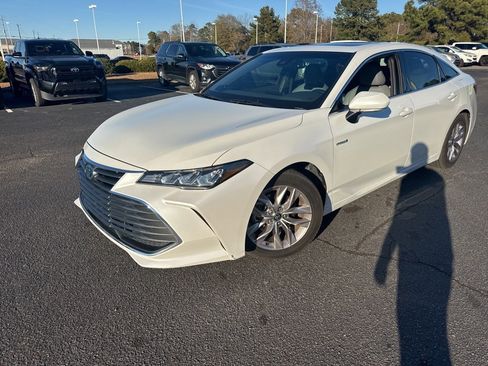 Certified 2021 Toyota Avalon XLE image 17