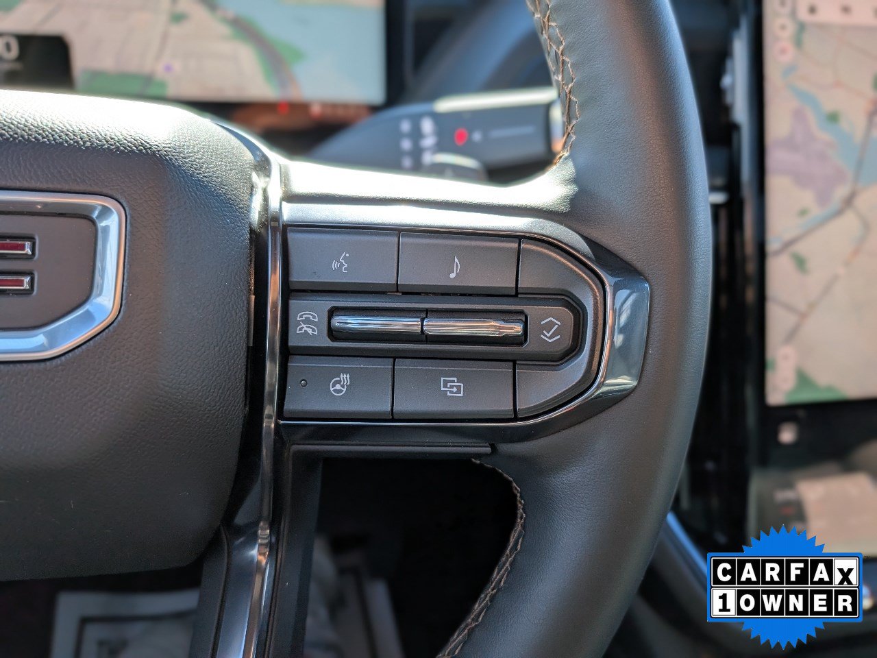 Used 2025 GMC Yukon AT4 w/ AT4 Premium Package AWD/4WD image 30