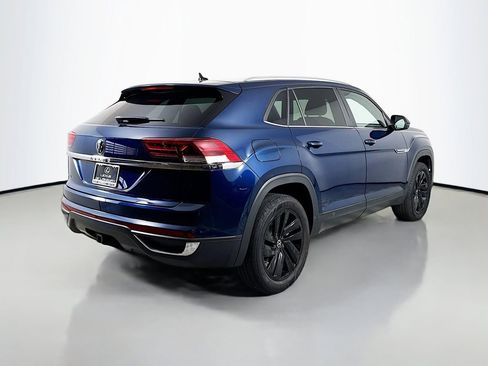 Used 2022 Volkswagen Atlas Cross Sport SE image 5