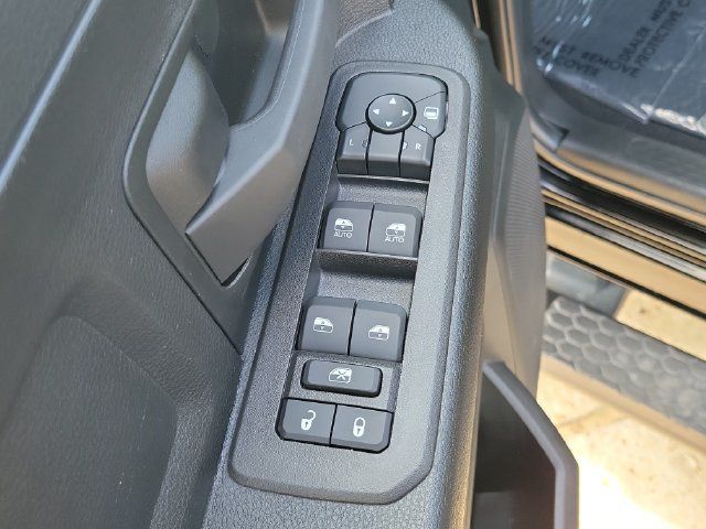 Used 2026 RAM 3500 Tradesman AWD/4WD image 17