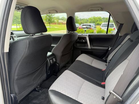 Used 2019 Toyota 4Runner SR5 AWD/4WD image 16