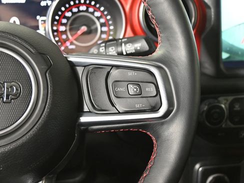 Used 2018 Jeep Wrangler Unlimited Rubicon image 38