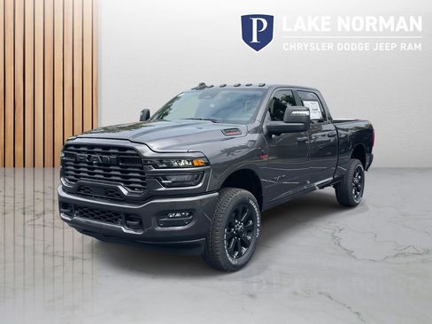 New 2026 RAM 2500 Big Horn image 4