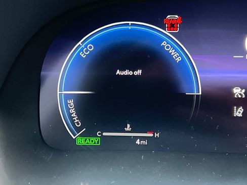 New 2026 Toyota Highlander Platinum image 11